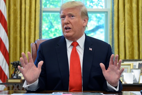 Bộ Tư pháp Mỹ bao che Tổng thống; Triều Tiên chuẩn bị hạ thủy tàu ngầm mới?