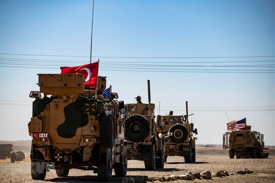 Thổ Nhĩ Kỳ đang chuẩn bị chiến dịch quân sự lớn tại Syria