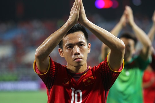 HLV Nguyễn Thành Vinh: ‘Ông Park loại Văn Quyết chắc là có lý do’