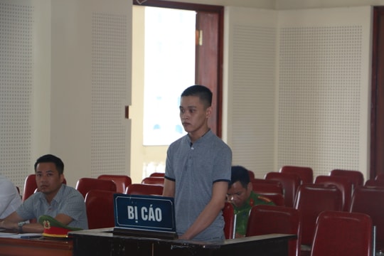 Nhân viên marketing Nguyễn Kim chi nhánh Vinh lãnh án 12 năm tù