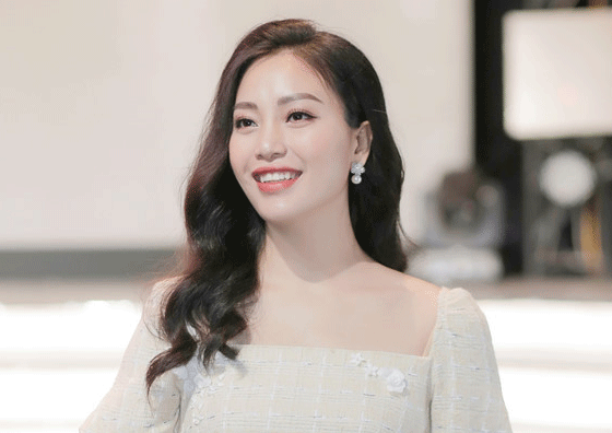 Sao Mai người Nghệ An Huyền Trang trình làng MV Đóa sen ngời