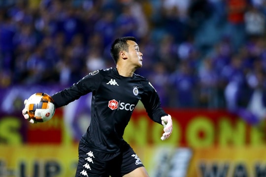 Thủ môn Nguyễn Văn Công - phiên bản mới của Dương Hồng Sơn tại CLB Hà Nội