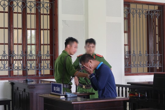 Giọt nước mắt muộn màng của gã đàn ông lần thứ 2 hầu tòa về tội Giết người