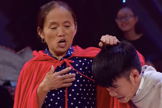 Chuyện bà Tân Vlog 'ẵm' 100 triệu đồng của ‘Thách thức danh hài’ gây tranh cãi