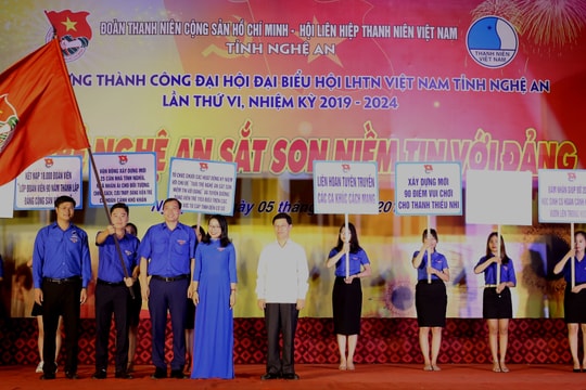 Tỉnh đoàn Nghệ An phát động hoạt động cao điểm chủ đề 'Tuổi trẻ Nghệ An sắt son với Đảng'