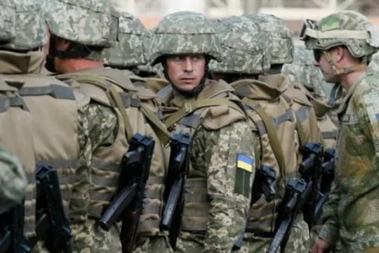 Ukraine hoãn rút lực lượng khỏi vùng trung lập; Người Kurd tức giận vì bị Mỹ 'đâm sau lưng'