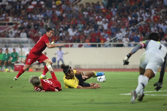 Những khoảnh khắc ấn tượng trong chiến thắng Malaysia của ĐT Việt Nam