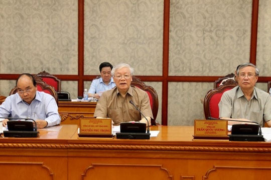 Bộ Chính trị yêu cầu giám sát việc thực thi quyền lực của người có chức quyền