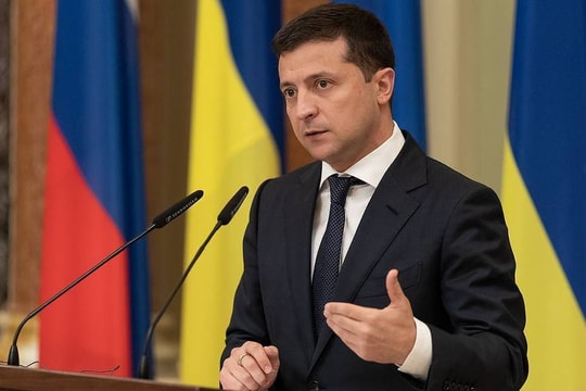 Tổng thống Ukraine khẳng định về Donbass và cam kết khôi phục toàn vẹn lãnh thổ