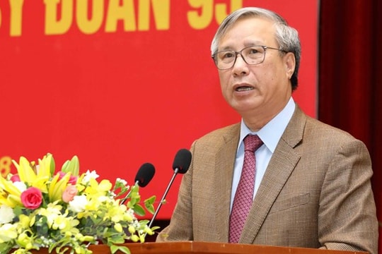 Đồng chí Trần Quốc Vượng: Cán bộ, đảng viên phải trọng dân, vui buồn cùng dân