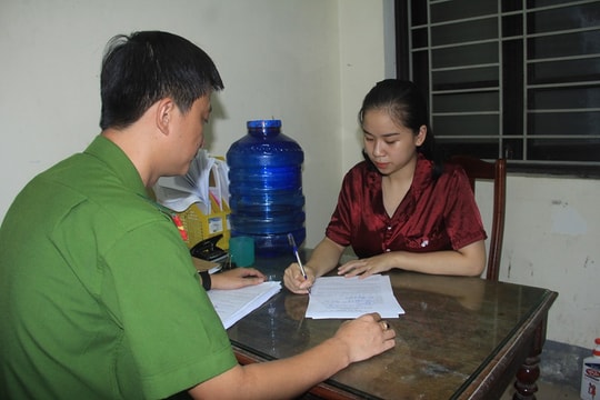 Mại dâm thời công nghệ, 'tiếp thị' qua Facebook, Zalo ở Nghệ An