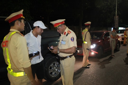 Lái xe được CSGT bồi thường hơn 30 triệu đồng vì phạt sai