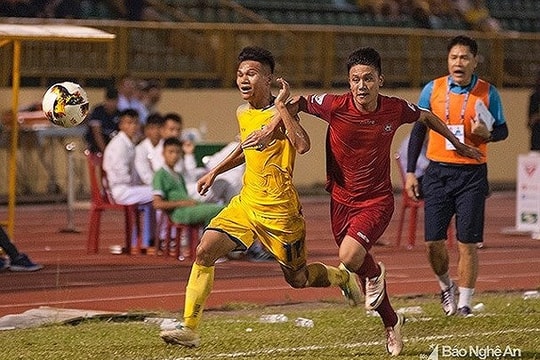 CLB Sài Gòn giữ chân ‘ông vua giải trẻ’ Nguyễn Đình Bảo