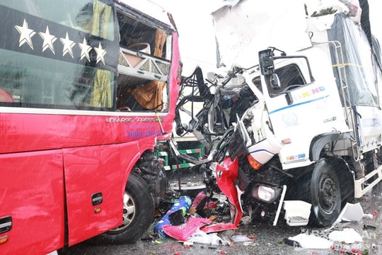 Nghệ An: 9 tháng đầu năm xảy ra 155 vụ TNGT