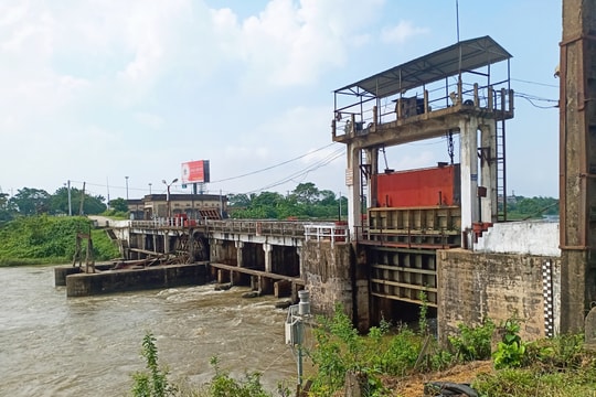 Lý giải nguyên nhân Thành phố Vinh ngập lụt chưa từng có