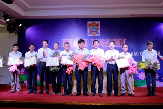 Hoàng Mai biểu dương gương 'Người tốt, việc tốt' trong đồng bào công giáo