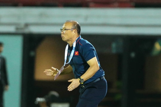 Bất bại tại Đông Nam Á, nhưng đâu là vấn đề của ĐT Việt Nam?