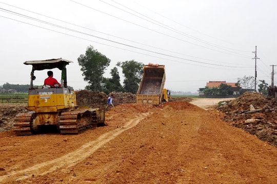 Thiếu đất san lấp cho các công trình xây dựng ở Yên Thành 