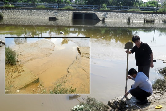 Vụ bùn thải 'bức tử' hồ điều hòa: Lai lịch đáng ngờ của chiếc cống ngầm!
