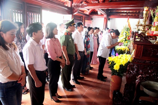 Lễ tưởng niệm 79 năm ngày mất nhà chí sĩ yêu nước Phan Bội Châu