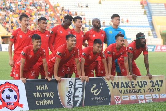 Một mùa giải đáng quên của cựu tiền vệ SLNA