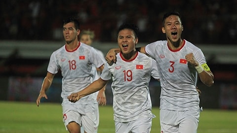 Quang Hải, Ngọc Hải, Văn Lâm lọt vào đội hình tiêu biểu Đông Nam Á; Ronaldo đoạt Quả bóng vàng 2019?