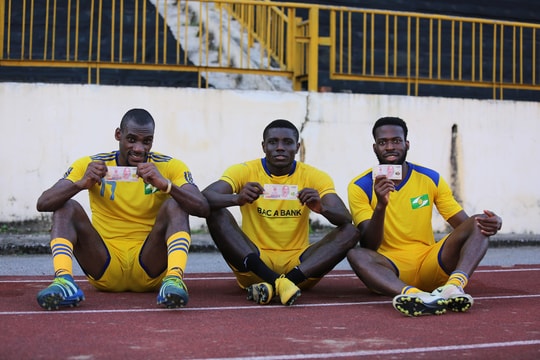 Suốt một thập kỷ, SLNA trở thành 'trạm trung chuyển' ngoại binh V.League