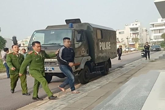 Cán bộ trại giam thuê ô tô của người dân rồi đem bán 