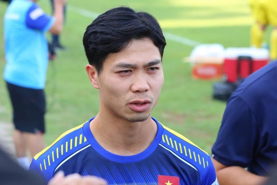 Công Phượng 5 lần 'xé lưới' các đội Tây Á; Hạ Man City, Liverpool độc chiếm ngôi đầu