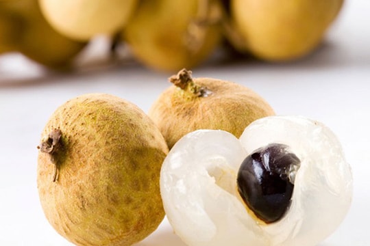 Bé trai 2 tuổi ở Nghệ An tử vong do hóc hạt nhãn