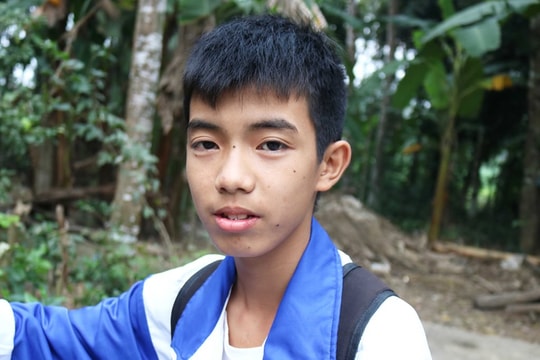 Xúc động lời tri ân cô giáo của nam sinh mồ côi học giỏi