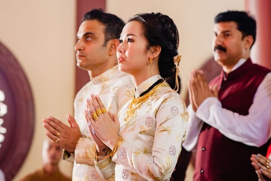 Loạt mỹ nhân Việt 'dát vàng' lên người trong lễ cưới