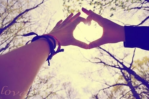 Chuyện cuối tuần: Những phút giây vĩnh cửu của tình yêu