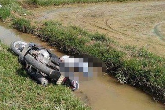 Người đàn ông tử vong dưới mương nghi do say rượu