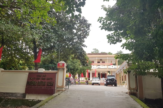 Người dân ở Nghệ An bị tính lãi suất khi chậm đóng tiền xây trường học