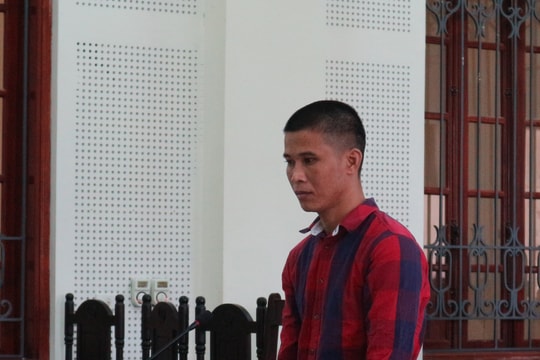 Gã đàn ông dí điện giết người trên sông Lam được giảm án