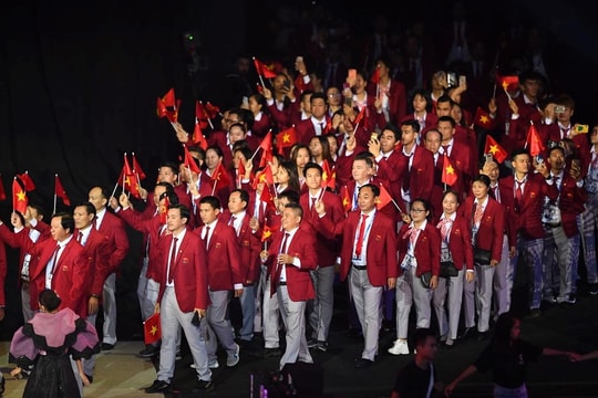 SEA Games 30 chính thức khai mạc: Đoàn Thể thao Việt Nam sẵn sàng tranh tài
