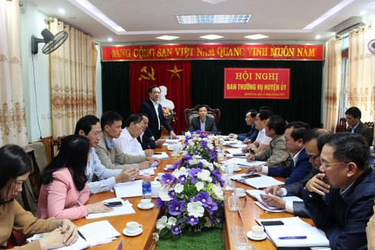 Trưởng ban Tổ chức Tỉnh ủy dự kiểm điểm Ban Thường vụ Huyện ủy Quỳnh Lưu 