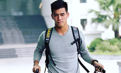 Phong cách thời trang nam tính của Tiến Linh, khiến vạn chị em liêu xiêu