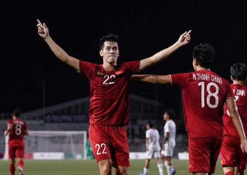 Vô địch SEA Games 30, đội bóng đá nữ được thưởng 5 tỷ; Tiến Linh sẽ kịp đá chung kết SEA Games 30?