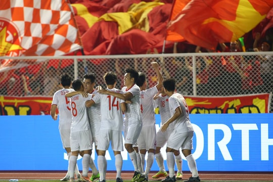 TRỰC TIẾP: U22 Việt Nam vô địch SEA Games sau chiến thắng đậm U22 Indonesia (3-0)