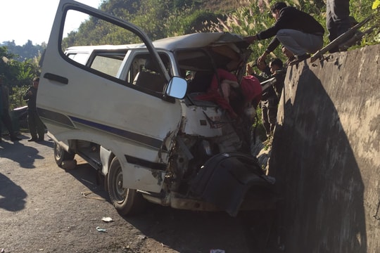 Xe chở người khuyết tật gặp nạn ở Nghệ An, 2 người tử vong tại chỗ 
