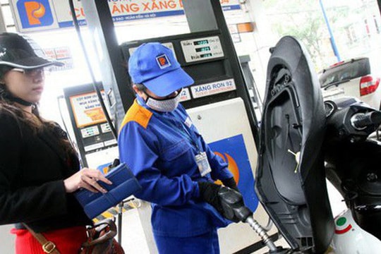 15h chiều nay giá xăng giảm 