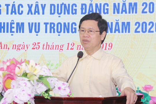 Tránh qua loa, đại khái trong học tập các chủ trương, chỉ thị của Đảng