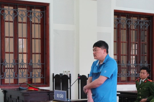 Ôm nợ vì sập bẫy cán bộ Sở Nội vụ 'rởm'