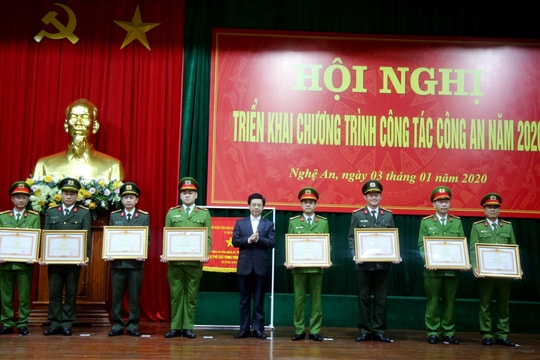 Công an Nghệ An giữ vững lá cờ thi đua của Thủ tướng Chính phủ  ​