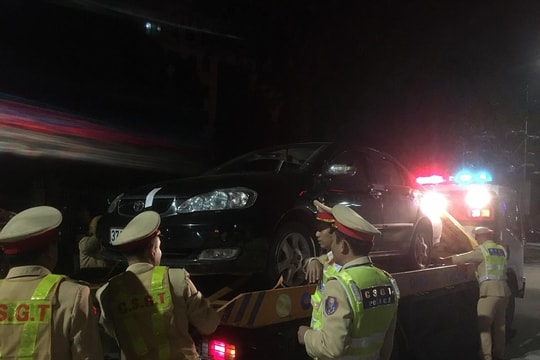 Phạt 35 triệu đồng đối với người đàn ông say rượu, không chấp hành hiệu lệnh CSGT ở Nghệ An  