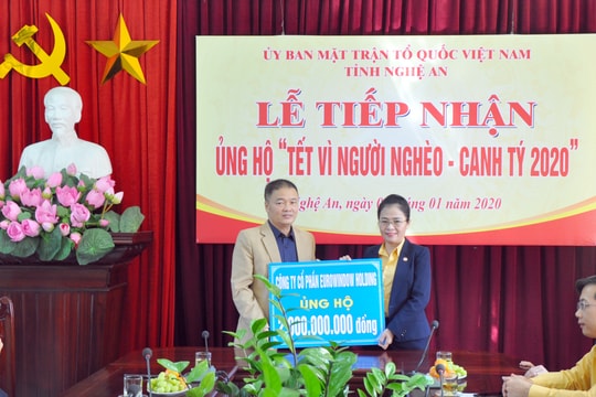 Mặt trận Tổ quốc tỉnh tiếp nhận 2 tỷ đồng hỗ trợ người nghèo đón Tết