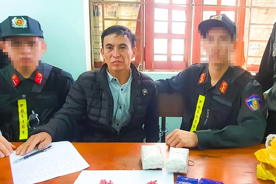 Người đàn ông Nghệ An giấu lô ma túy 1 tỷ đồng trong cốp xe máy