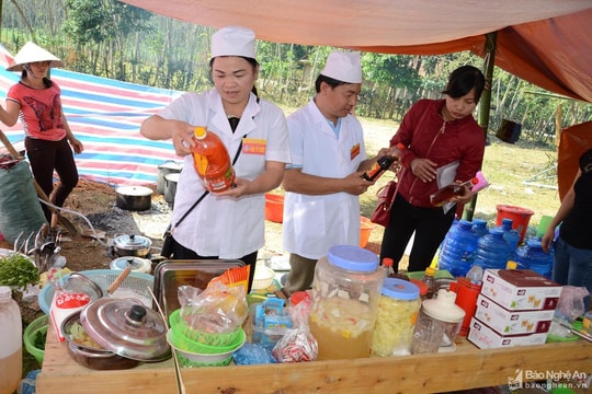 Chưa kiên quyết xử phạt trong vi phạm vệ sinh an toàn thực phẩm ở Nghệ An